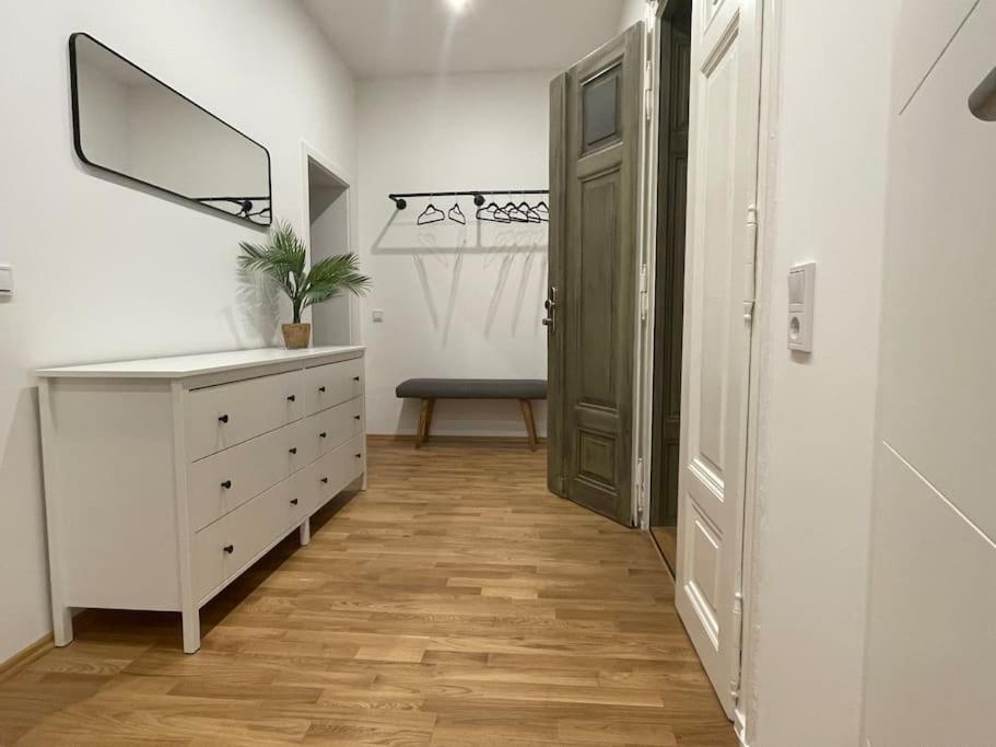 #Attraktive Altbauwohnung Im Leipziger Zentrum 1 Og Links Eksteriør billede